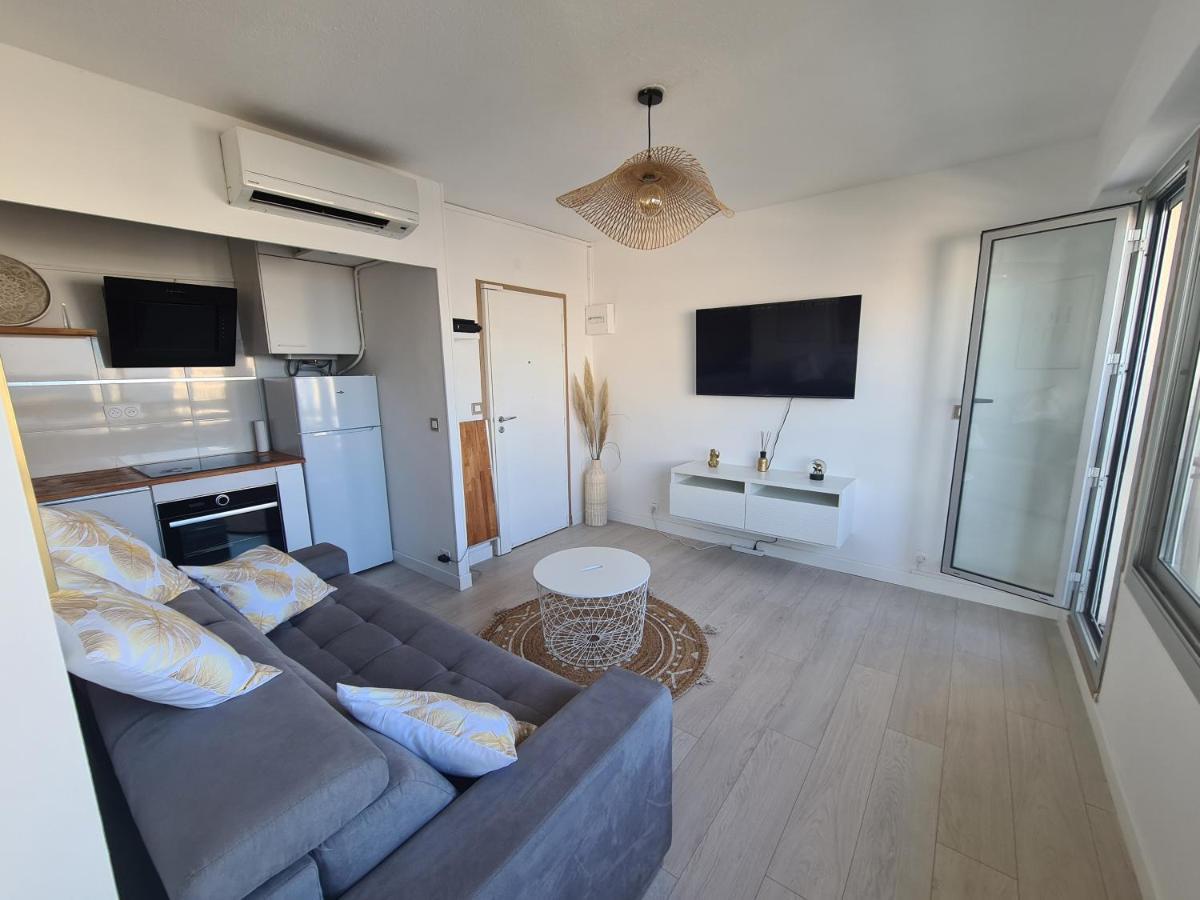 Appartement Lumineux Avec Vue Sur Mer A 50 M De La Plage Et Du Centre La Grande-Motte Exterior photo