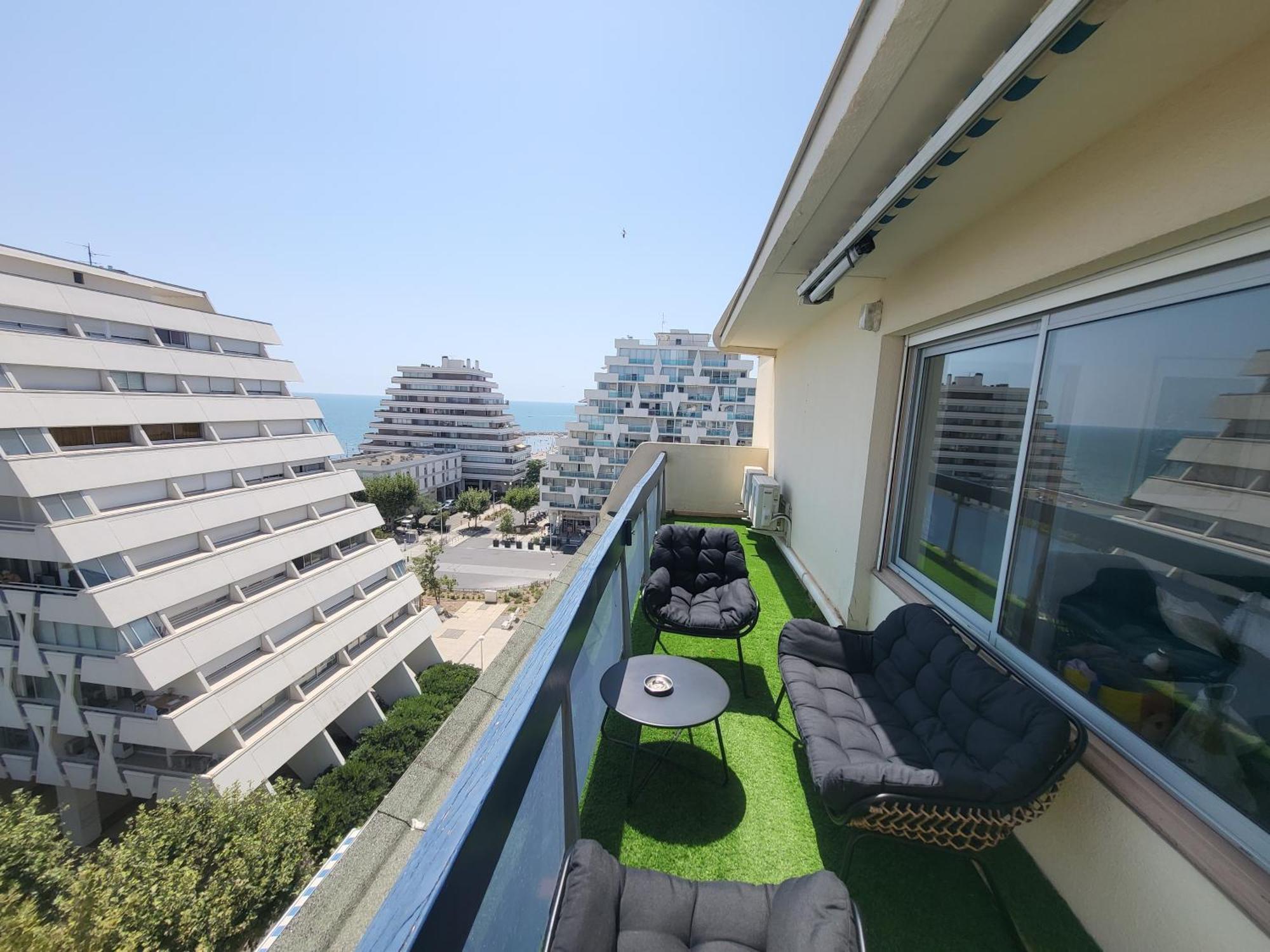 Appartement Lumineux Avec Vue Sur Mer A 50 M De La Plage Et Du Centre La Grande-Motte Exterior photo